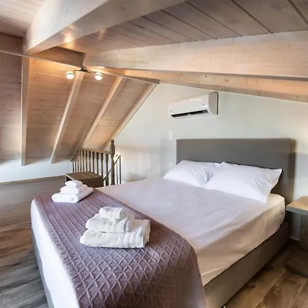 Blue House luxury apartment Nikiana Extérieur photo